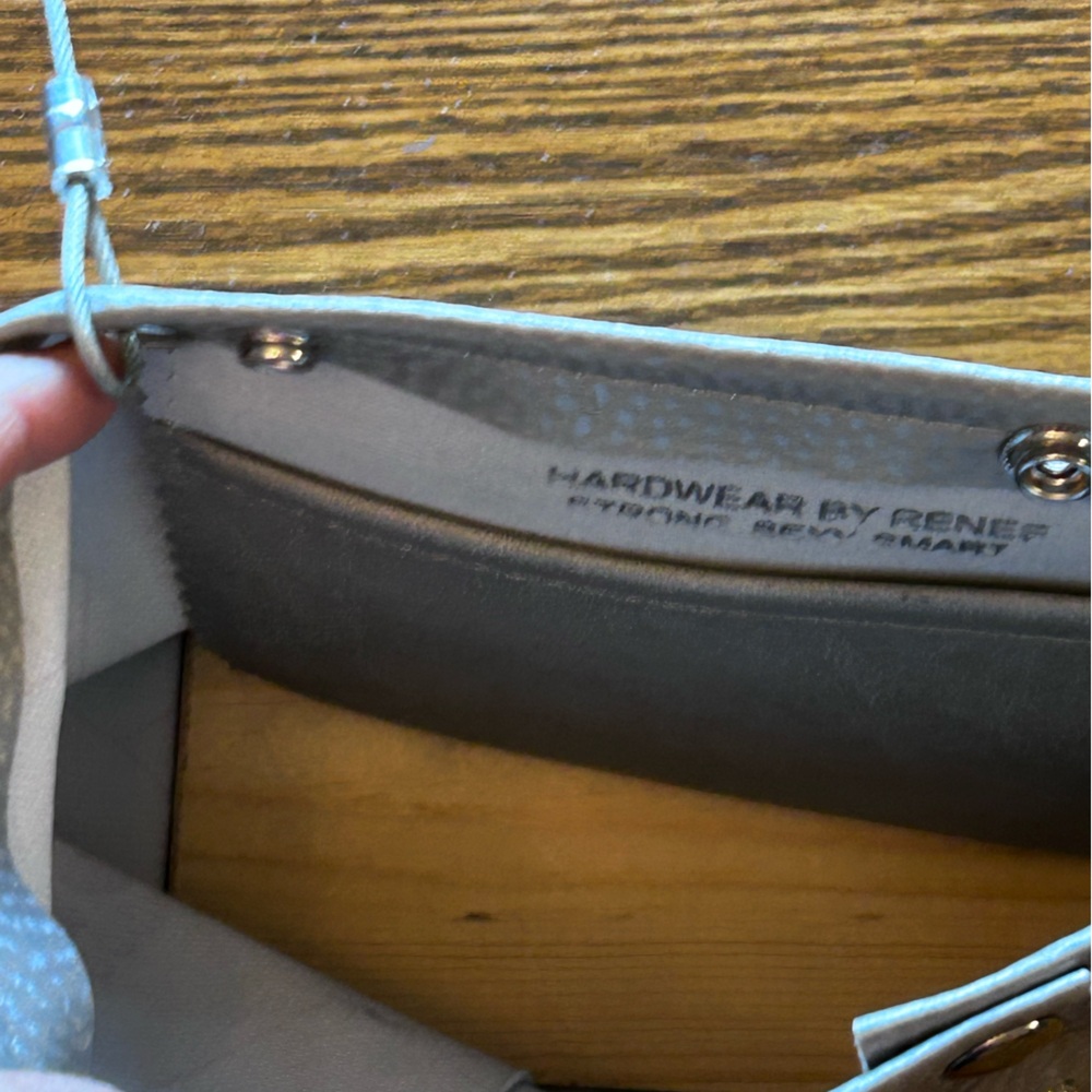 Hardware by Renee Elegant Silver Small Runway Bag Marine Grade Vinyl Grommets - Picture 5 of 13